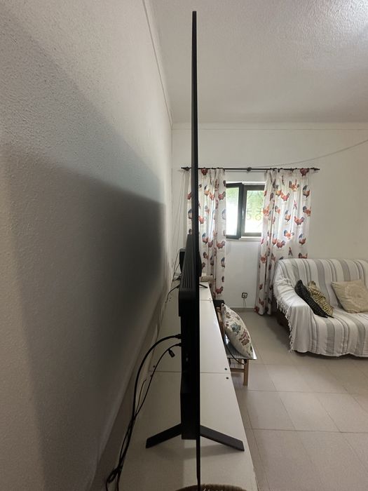 Tv Oled 77” B4 4k modelo 2025