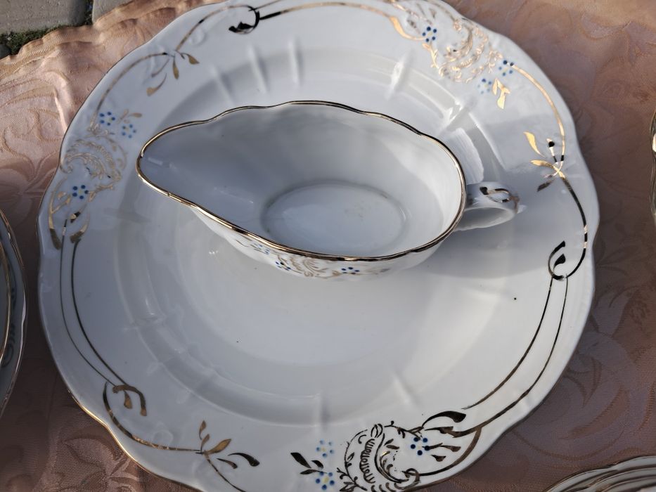 Сервіз столовий на 6 персон з позолотою"Незабудка"