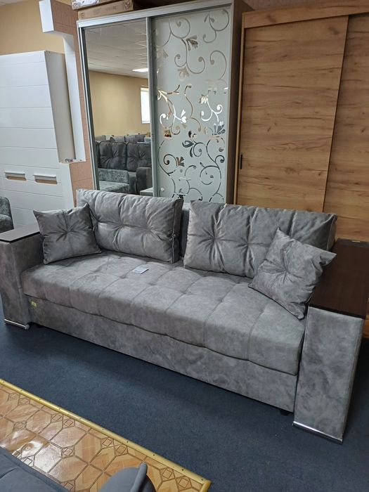 Продам диван новый