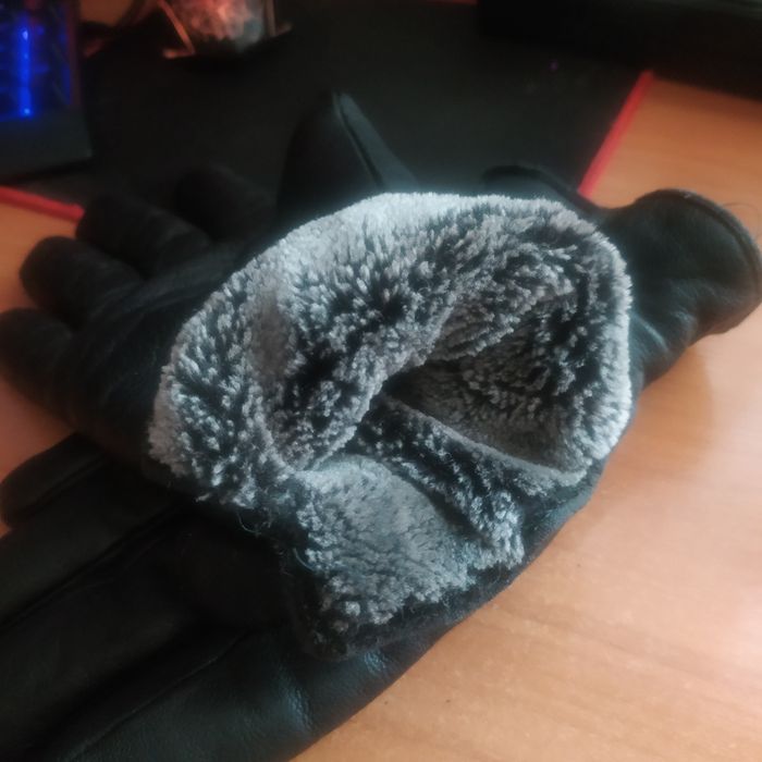 Перчатки кожаные