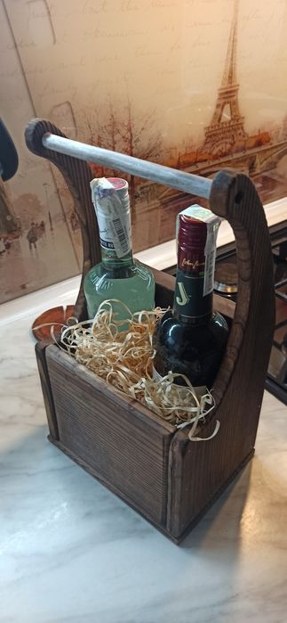 Деревянный декоративный ящик для вина