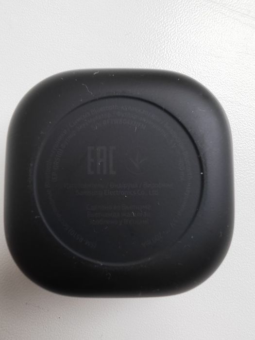Продам кейс Samsung Galaxy Buds 2 Pro