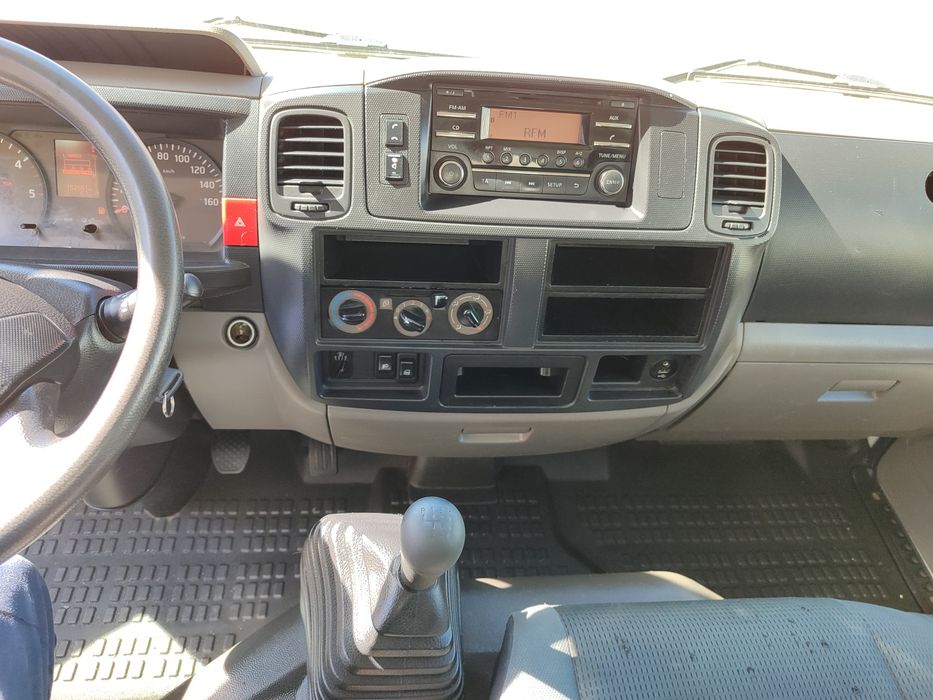 Nissan Cabstar NT400 Tribasculante