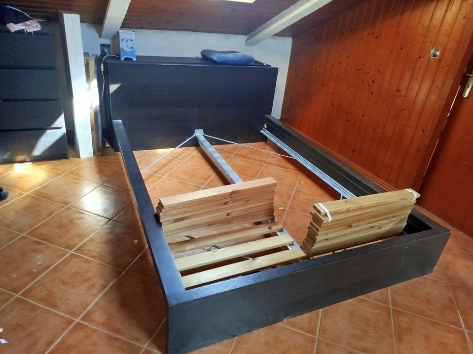 Cama Malm Preta 160X200