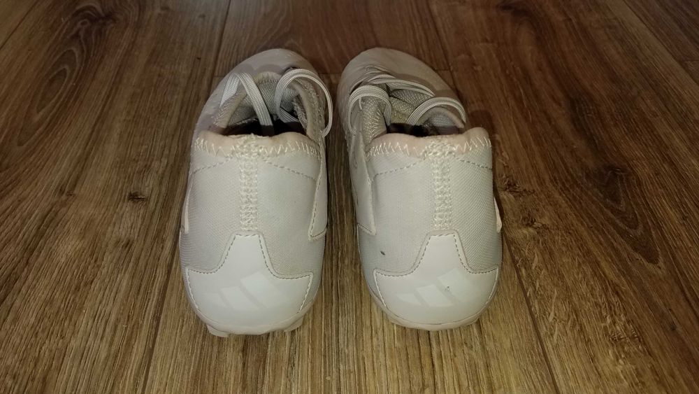 Buty Adidas Predator Accuracy.3 FG 36/37 23.3cm lanki korki białe BDB