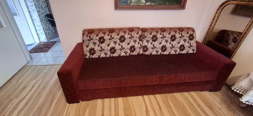 Meble z pokoju dziennego i sypialni