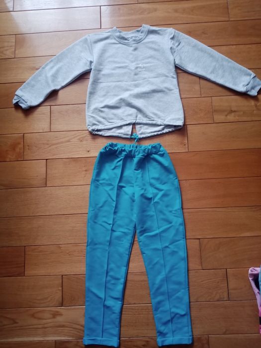 Костюми на дівчинку 110 - 116 см. Нові