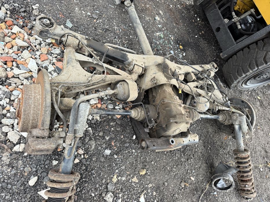 Wózek tylna belka zawieszenie BMW E34 E32