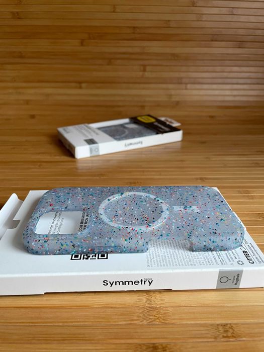 Чохол OtterBox Symmetry Series Soft Touch для iPhone 16