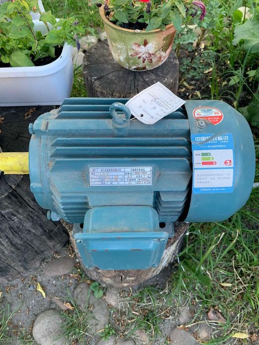 Електродвигун АИР 90 L6 (Y2-90L-6) 1.5 кВт 940 об/хв 380В. НОВИЙ