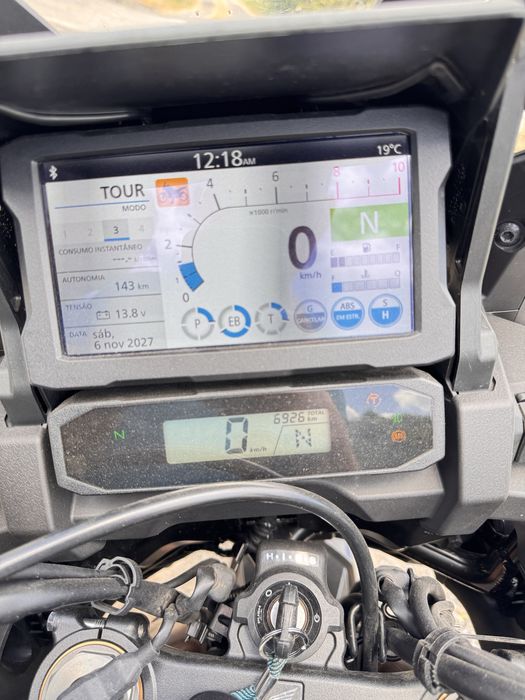 Honda africa twin 2025