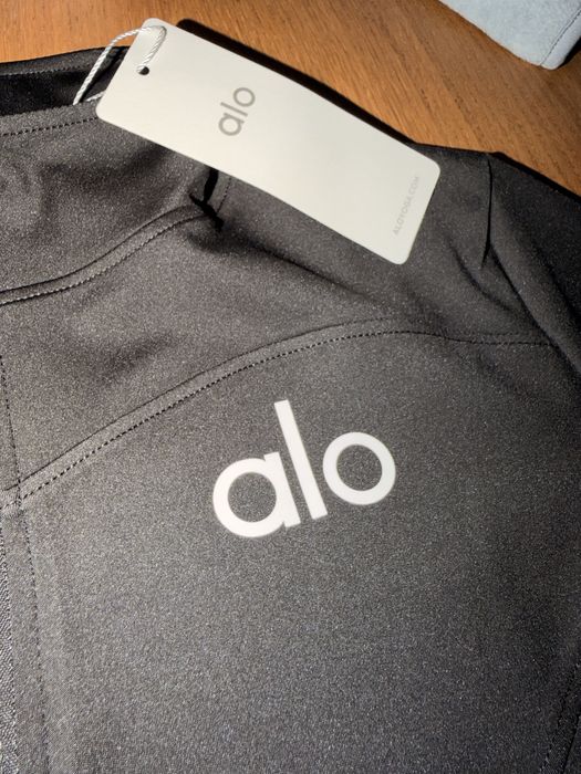 zip up alo jacket
