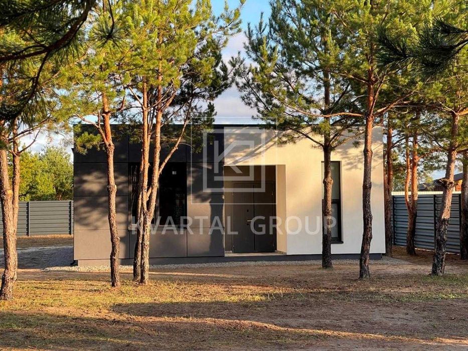 Продаж цегляного будинку  67 м² біля лісу в с. Ясногородка