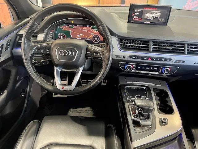 Audi Q7 3.0 TDI quattro S-line Tiptronic 7L