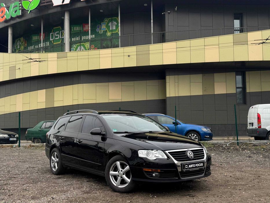 Volkswagen Passat 2010 року 1.4 Бензин МКПП