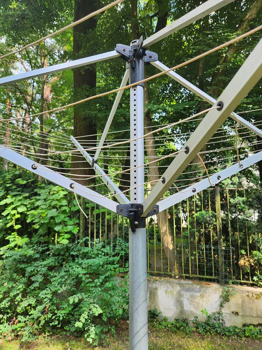 wieszak na pranie ogrodowy