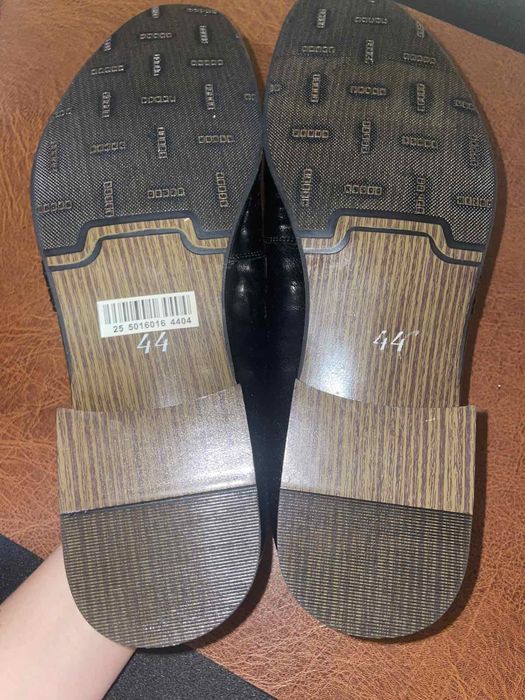 Чоловічі шкіряні туфлі 44 розміру