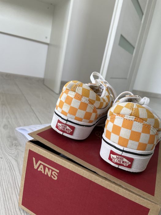 buty vans w kratkę