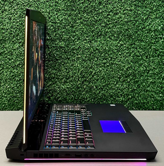 Dell Alienware R5 17.3