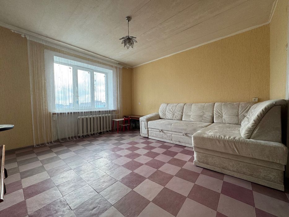 Снимите двухкомнатную квартиру на улице Василя Макухи, район Образцова