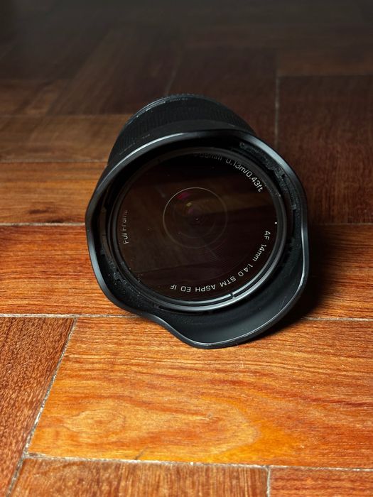 Viltrox 14mm f/4 + filtro CPL Hoya