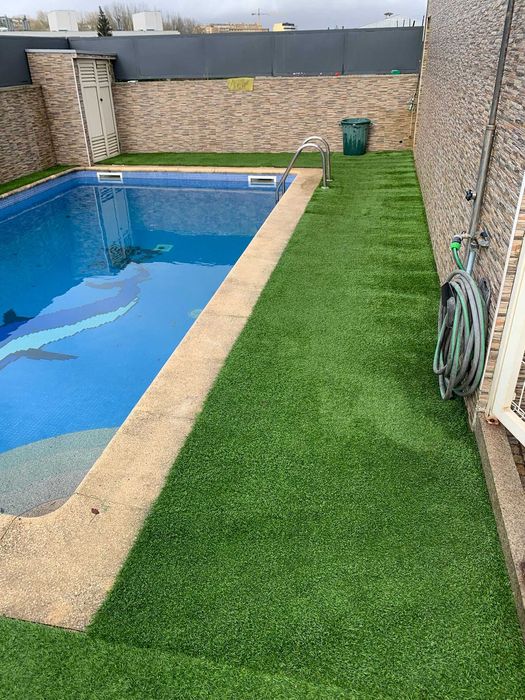 Pinturas / Pladur / Reparações Externa e Internas