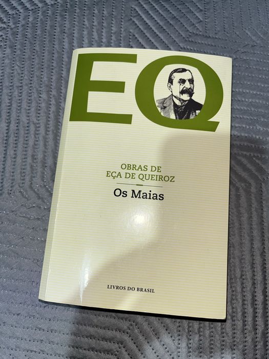 Livro - os maias