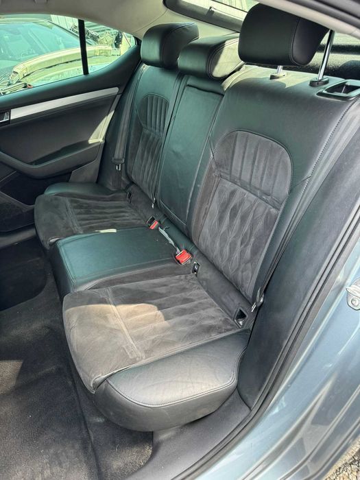 Комплект сидінь сидіння алькантара Skoda Superb 3 салон