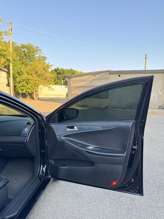 Hyundai Sonata 2013 VIN KMHEC41LBEA592888 фото оголошення 13 з 24