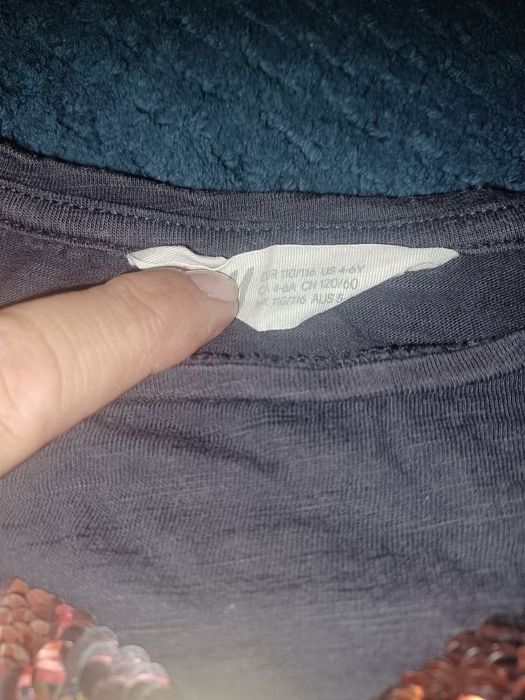 Sprzedam bluzeczkę  z krótkim rękawem.