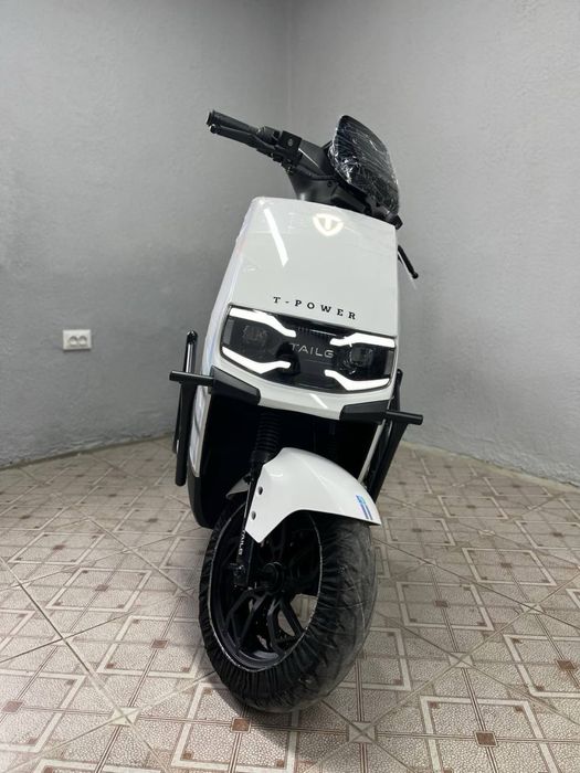 Електро скутер TailG (TLG) F72 96v52 ah з запасом ходу до 200 км