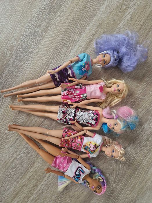 Piękne lalki Barbie