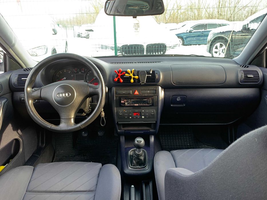 Audi A3 2002 1.6 бензин