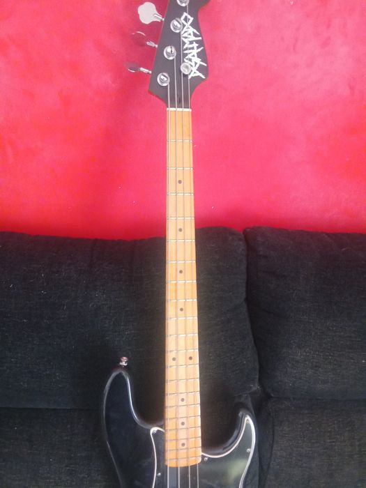 Baixo SX Precision bass