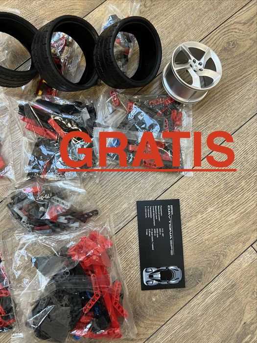 Technic  Ferrari Daytona SP3 Nowy GRATIS pół samochodu