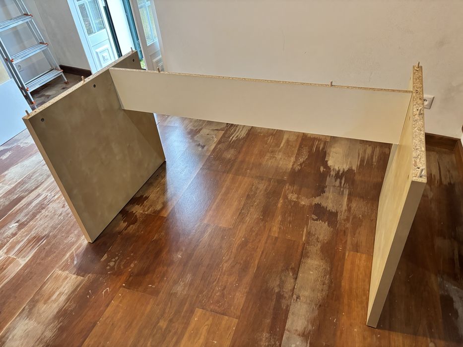 Secretaria IKEA MALM