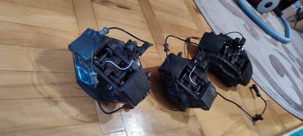 Суппорта Mercedes ML w163