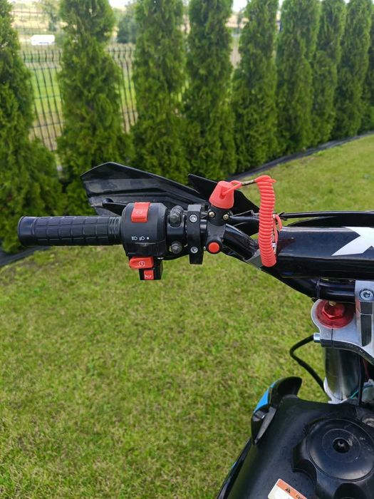 Sprzedam Crossa xtr616/ przebieg okolo 15km