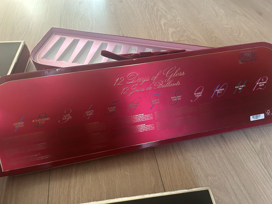 Коробка от мистов victoria secret.5 шт.все за 300