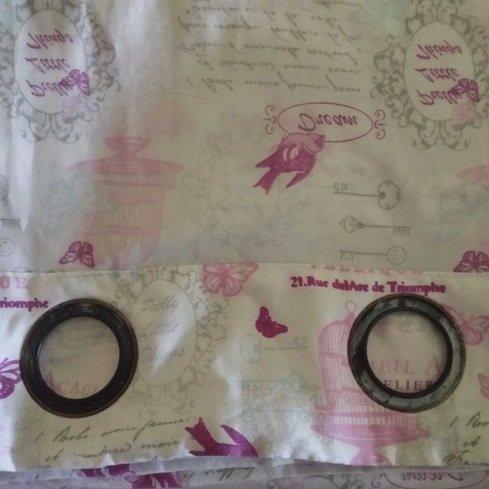 Cortinados de quarto de menina