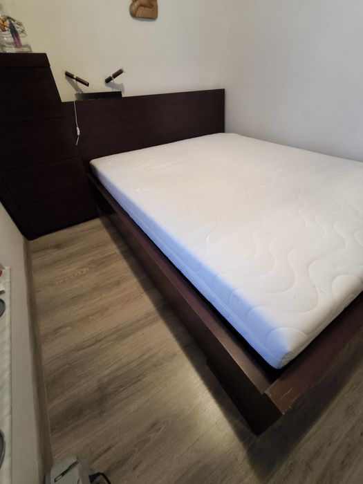 Łoże małżeńskie sprzedam