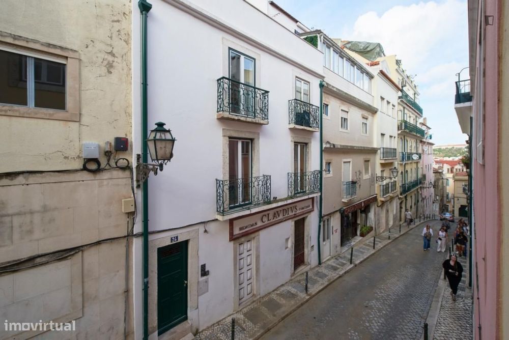 Quarto - localizado em Chiado Lisbon