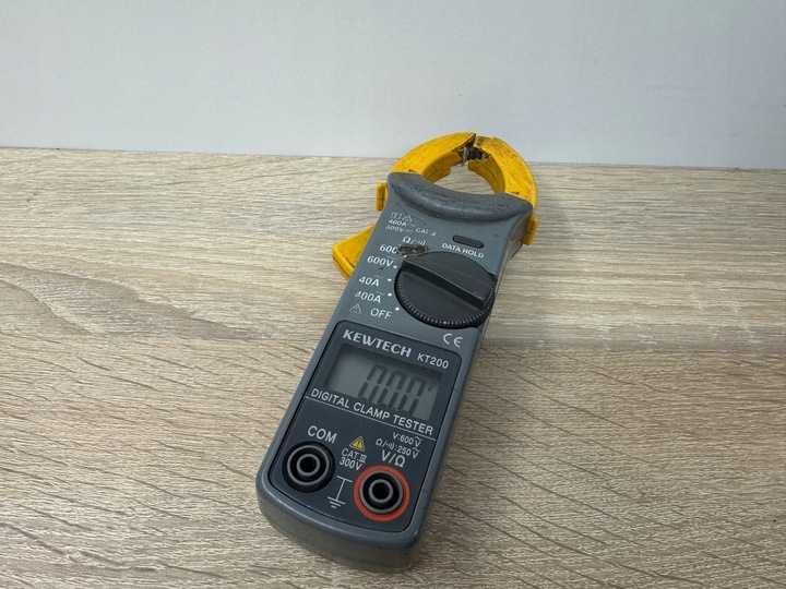 Miernik cęgowy Kewtech KT203