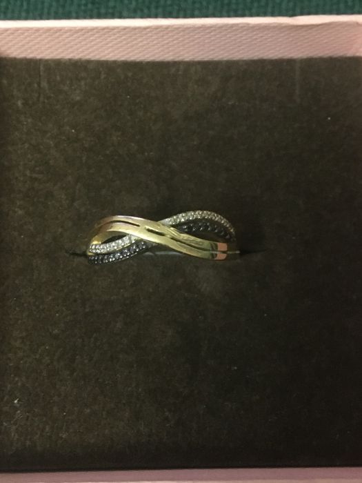 Nowy złoty pietscionek próba 585 rozmiar 19