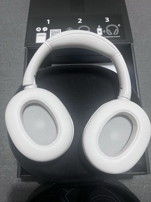 Auscultadores Sony ULT Power Sound