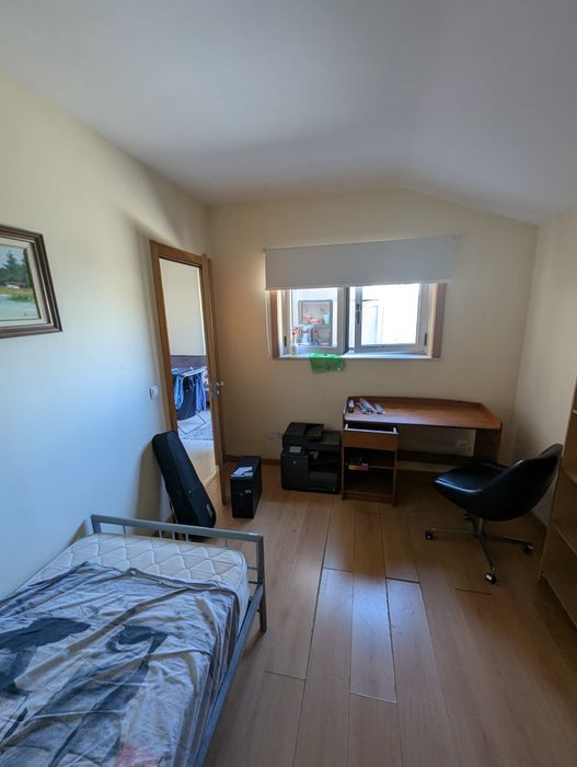 Quarto individual junto ao Glicínias