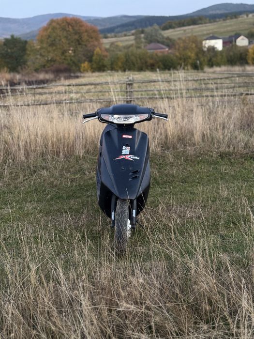 Honda dio af 27