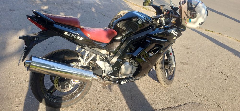 Suzuki SV650S на повному бойовому !!!