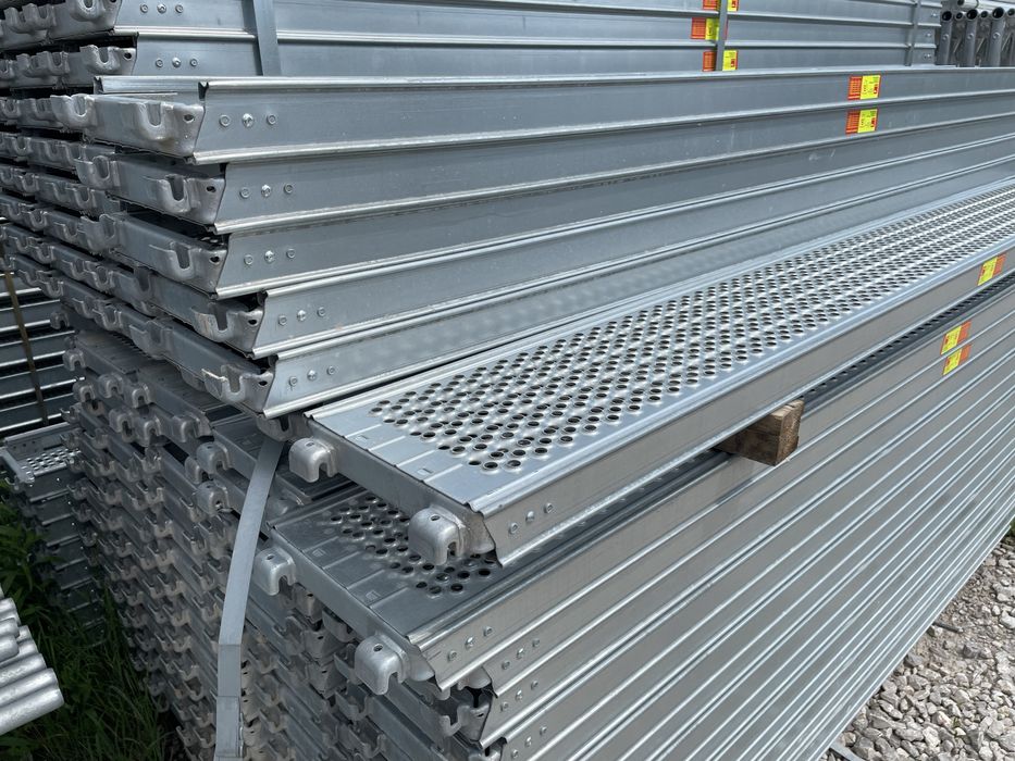 Rusztowania elewacyjne System Plettac 120 m2, Bauman, Modułowe.