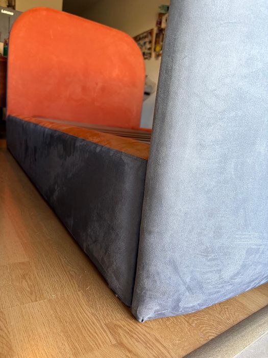 Vende-se 2 camas de solteiro